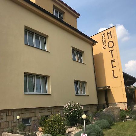 Hotel Bohemia Їчін Екстер'єр фото