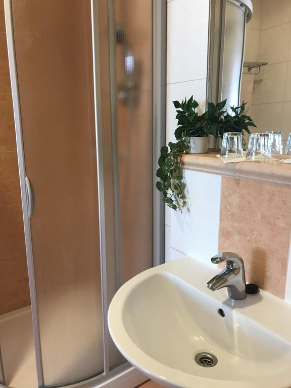 Hotel Bohemia Їчін Екстер'єр фото