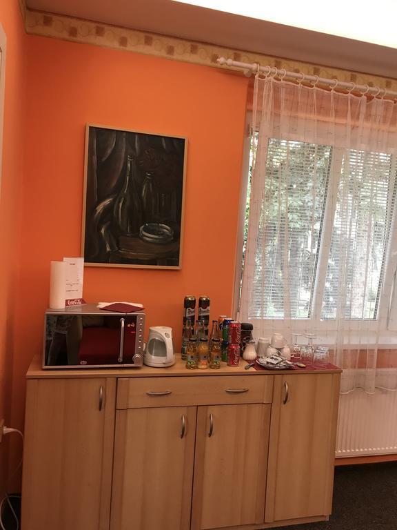 Hotel Bohemia Їчін Екстер'єр фото